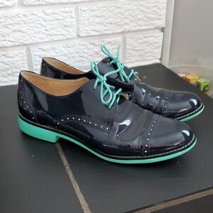 Cole Haan Dark Navy Patent Leather and Mint Green Lace-Up Dress Oxford Shoes 8.5